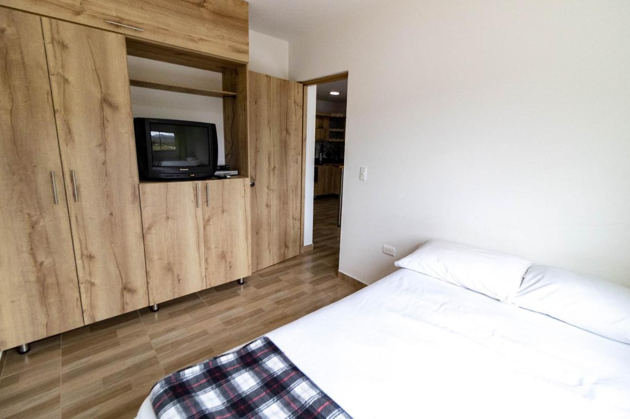 Vista Montana Guatape By Hope Apartment Exterior photo
