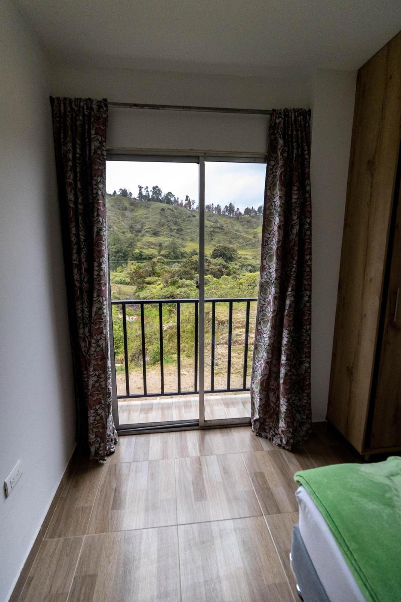 Vista Montana Guatape By Hope Apartment Exterior photo